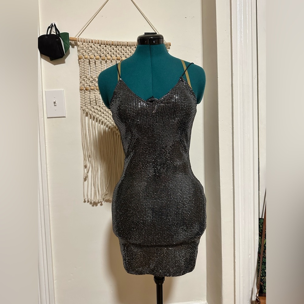 XS black/silver metallic sequin dress from H&M